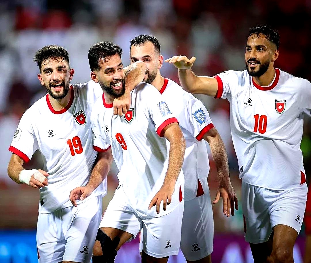 足总杯今夜再迎强敌,塞维利亚队长鼓劲,主帅态度:态度坚定,资深球员宣示担当的简单介绍 足总杯今夜再迎强敌,塞维利亚队长鼓劲,主帅态度:态度坚定,资深球员宣示担当的简单介绍